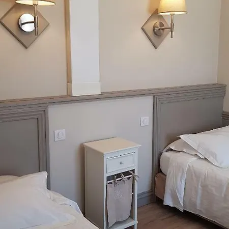 Berneron Hotel Vallon-Pont-dʼArc