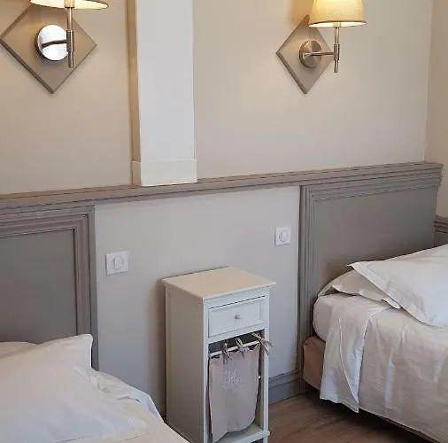Berneron Hotel Vallon-Pont-dʼArc